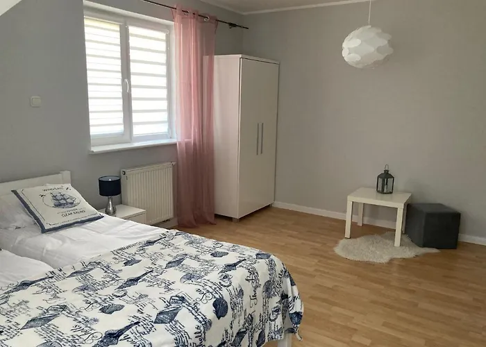 Aga Pokoje Goscinne Pensión Mielno (Koszalin)