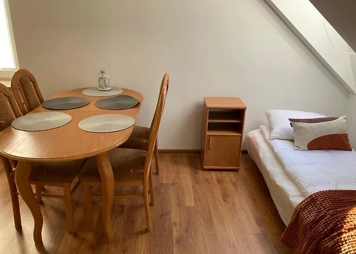 Aga Pokoje Goscinne Pensión Mielno (Koszalin)